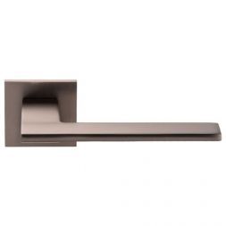 Ручка межкомнатная ARCHIE VERGE Prism ASH SILVER Prism Line