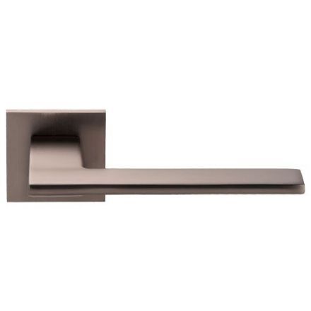 Ручка межкомнатная ARCHIE VERGE Prism ASH SILVER Prism Line